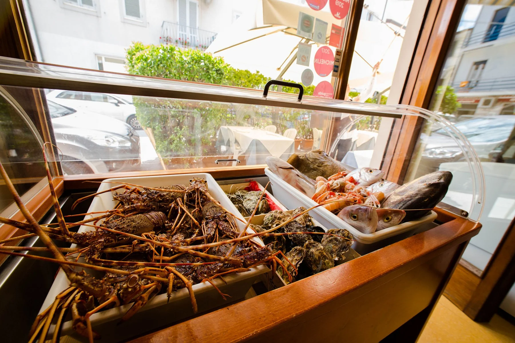 Ristorante Pesce Crudo a Viareggio